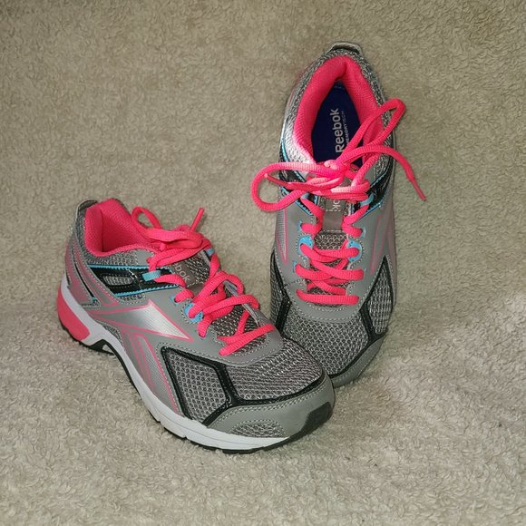 Reebok Quickchase Athletic Running Shoes - Picture 1 of 9